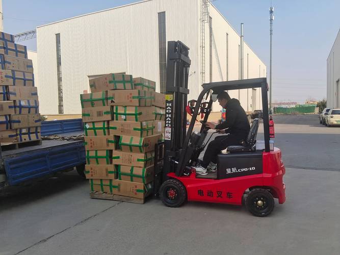 昊航小型鋰電電動(dòng)叉車(chē) 倉(cāng)儲(chǔ)搬運(yùn)的好幫手